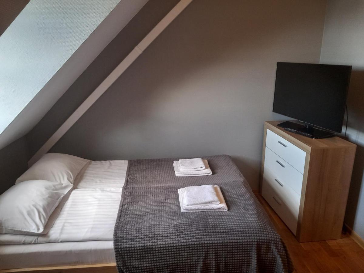 Dobry Klimat Hotel Uniejow Kültér fotó